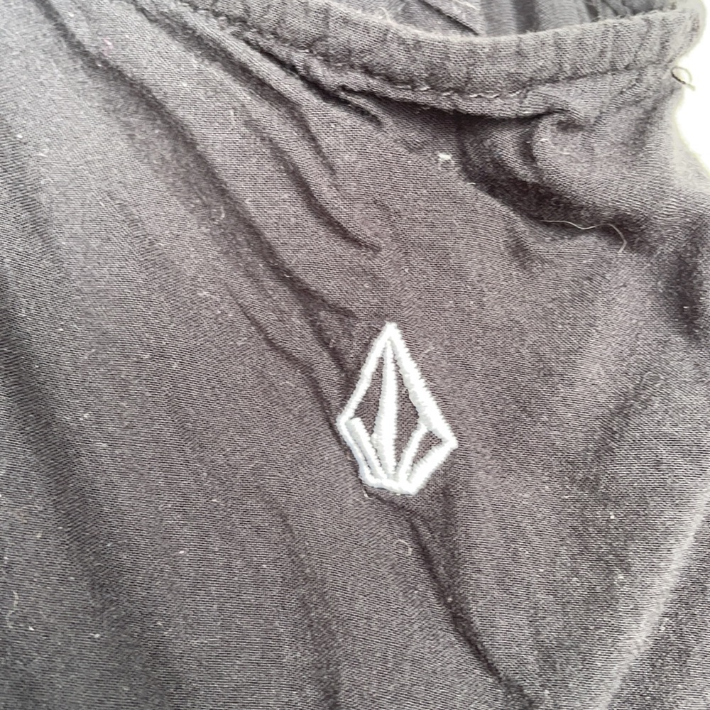 Volcom Black Razorback Tank Sz. S - Picture 3 of 4